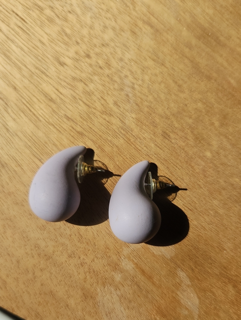 Lavender Teardrop Stud Earrings - Women Accessories